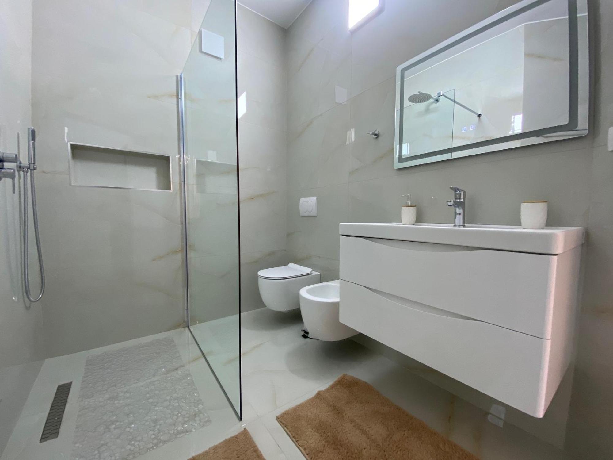 Central Cozy Apartment Тирана Экстерьер фото