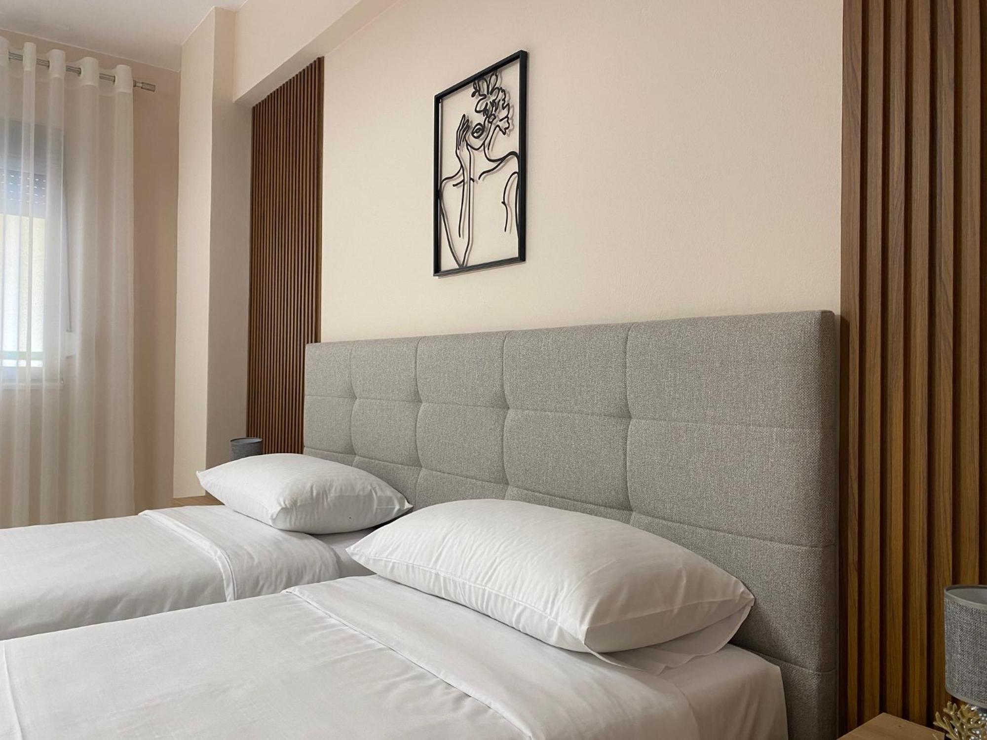 Central Cozy Apartment Тирана Экстерьер фото